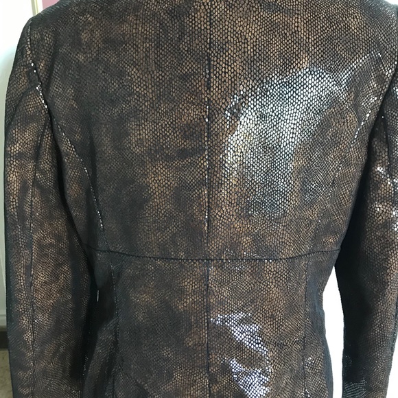 Jacket - Picture 5 of 5